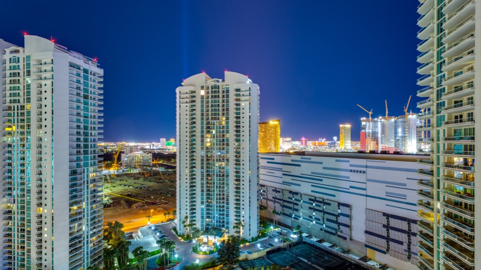 Turnberry Place Zar Zanganeh Luxe Estates & Lifestyles