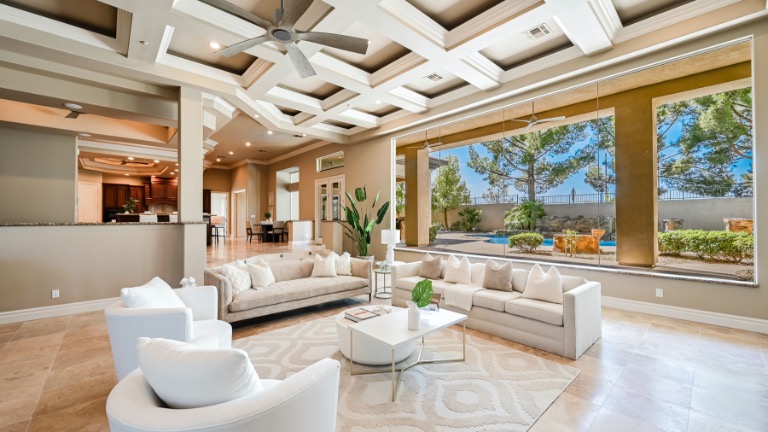 Feathertree Zar Zanganeh Luxe Estates & Lifestyles