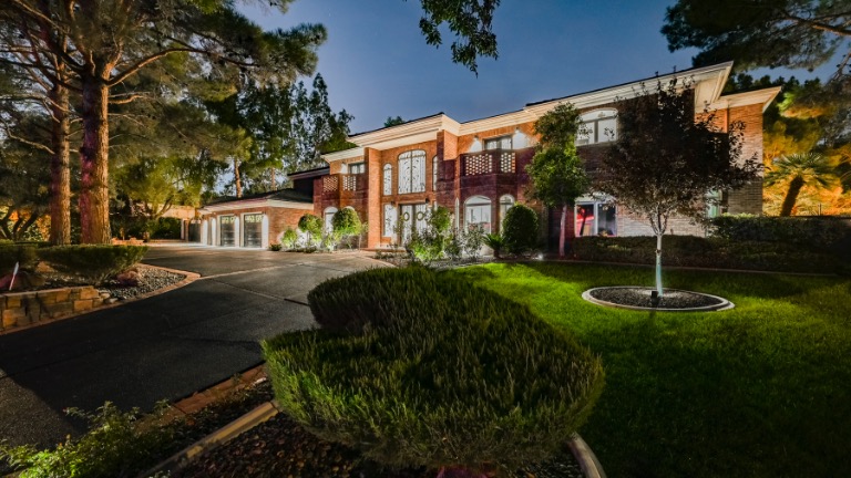 The Fountains Zar Zanganeh Luxe Estates & Lifestyles