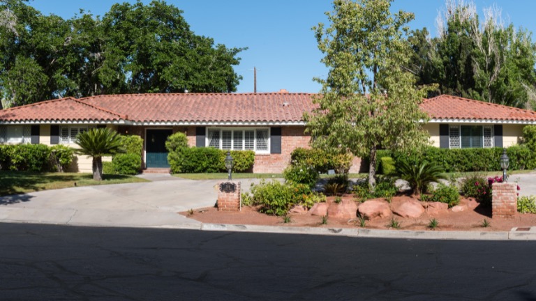 308 Canyon Drive Zar Zanganeh Luxe Estates & Lifestyles