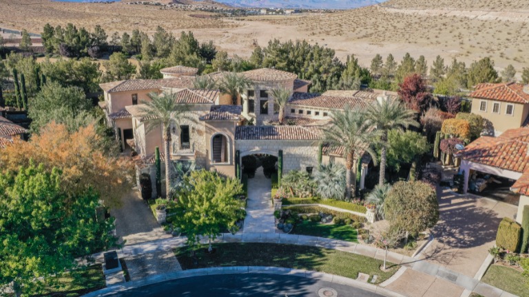 52 Ravenswood Ave Zar Zanganeh Luxe Estates & Lifestyles