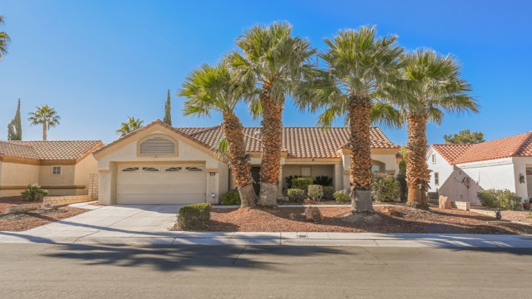 2525 Desert Sands Drive Zar Zanganeh Luxe Estates & Lifestyles