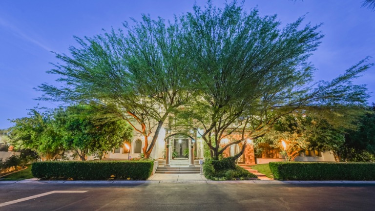 3495 Pama Lane Zar Zanganeh Luxe Estates & Lifestyles