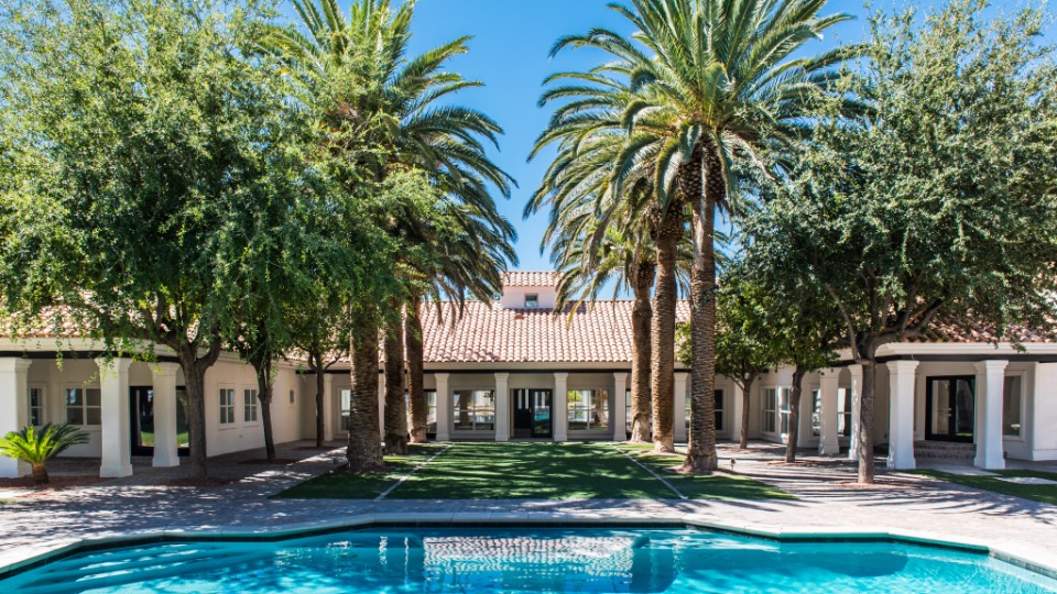 3290 E Maule Ave | Nevada Zar Zanganeh Luxe Estates & Lifestyles